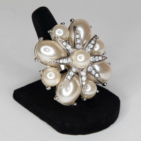 Fashion Ring Size 5 Faux Pearls‎ Faux Diamonds Star Design Faux Silver Band - Picture 7 of 13